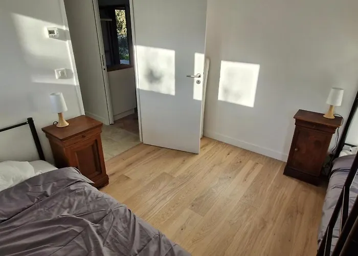 Le Jarneliou Ferienhaus